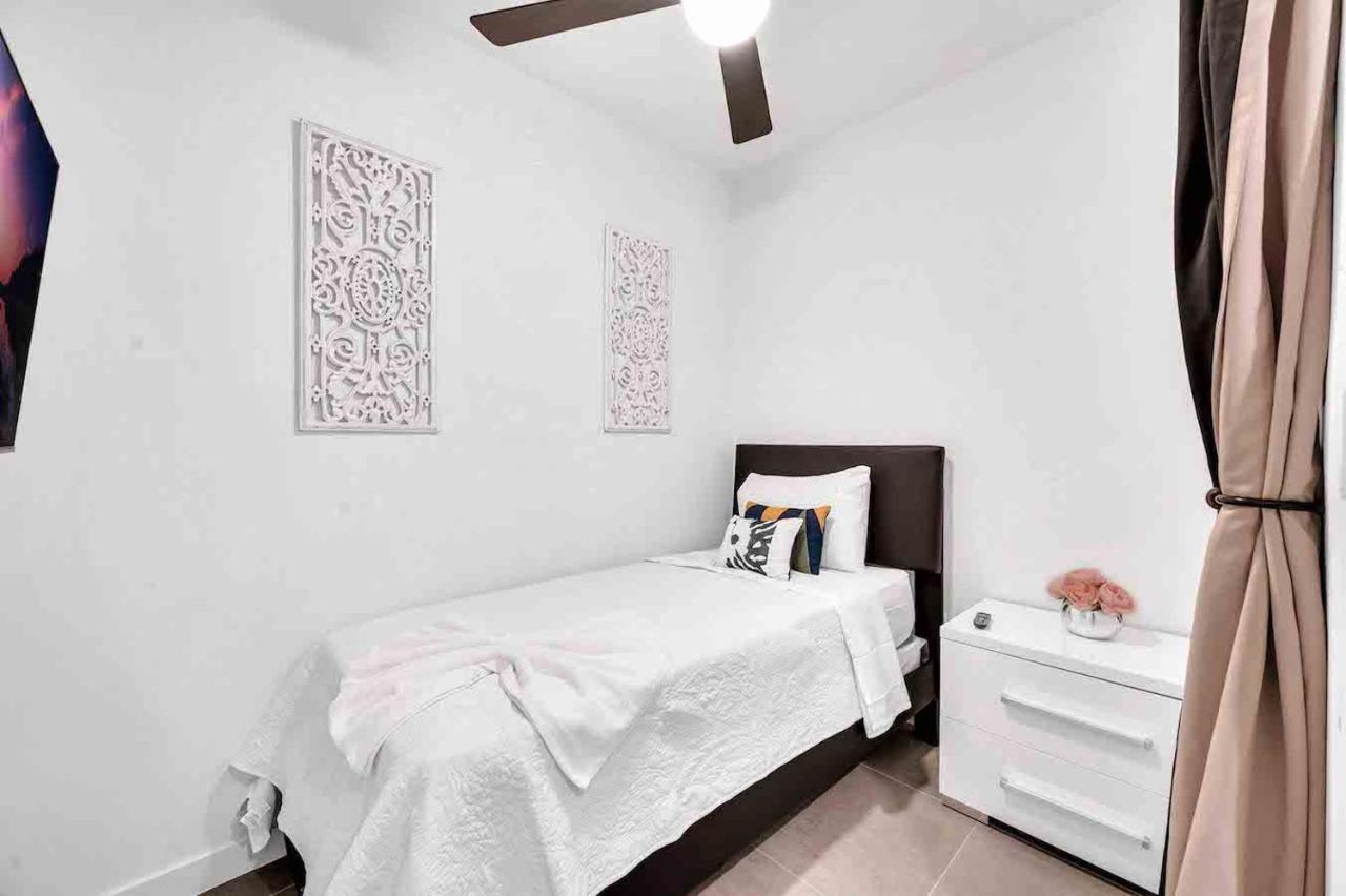 Charming Apt In The Heart Of Downtown With Free Parking マイアミ エクステリア 写真