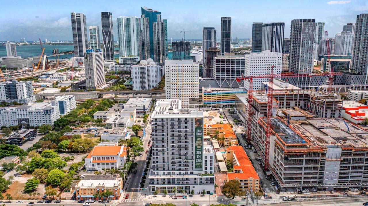 Charming Apt In The Heart Of Downtown With Free Parking マイアミ エクステリア 写真